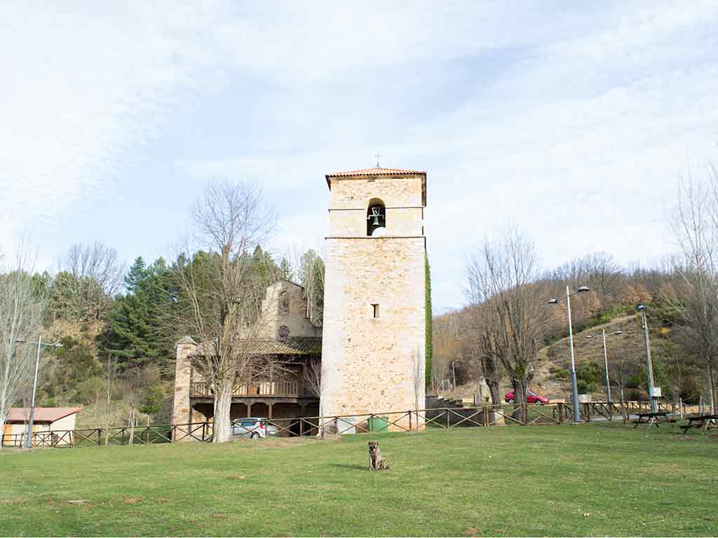 Merendero en Manzaneda de Torío