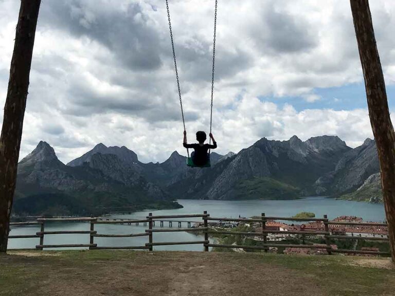 El columpio gigante de Riaño - Menudo es León
