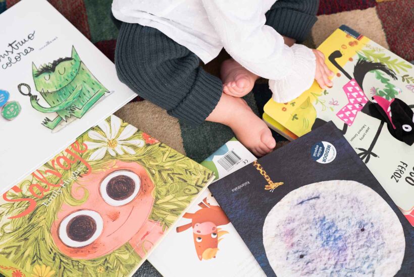 Libro cuentacuentos bebé